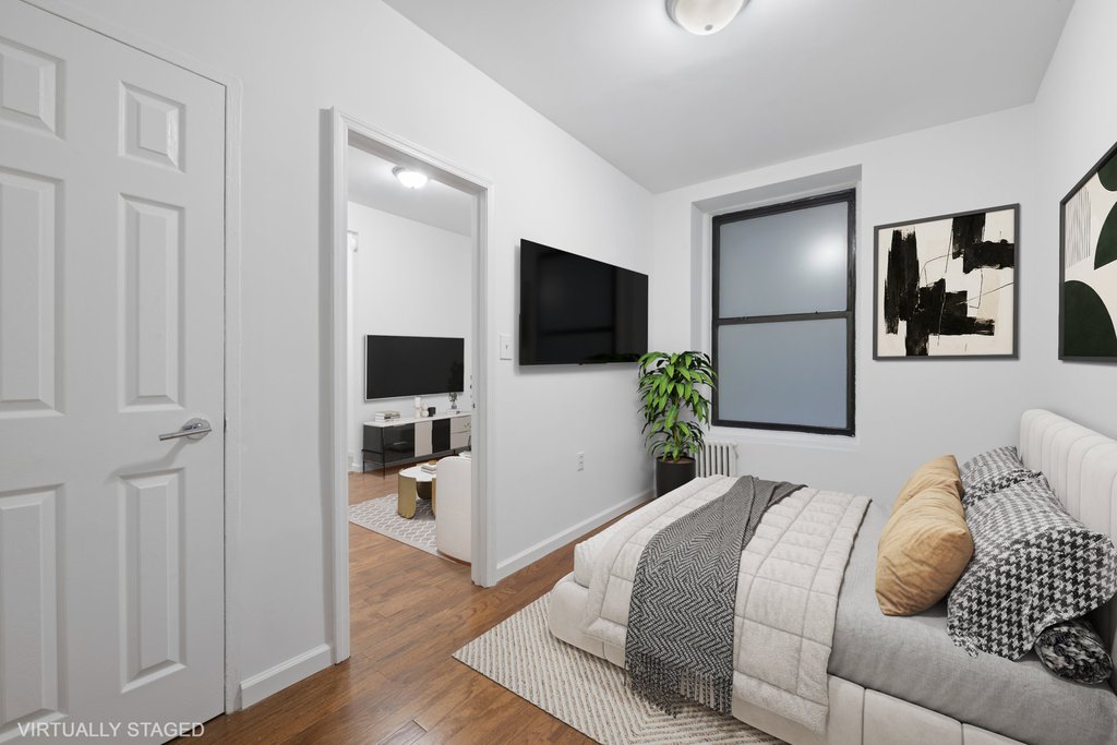 102 West 80th Street, Unit 19 photo 4