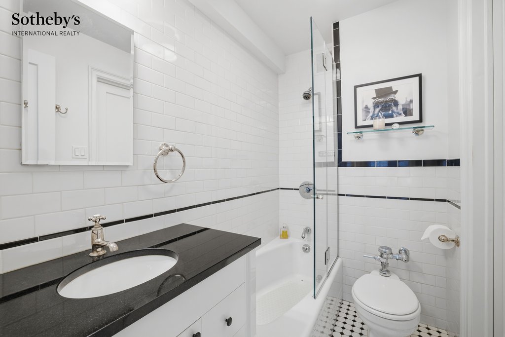 81 Irving Place, Unit 5D photo 5