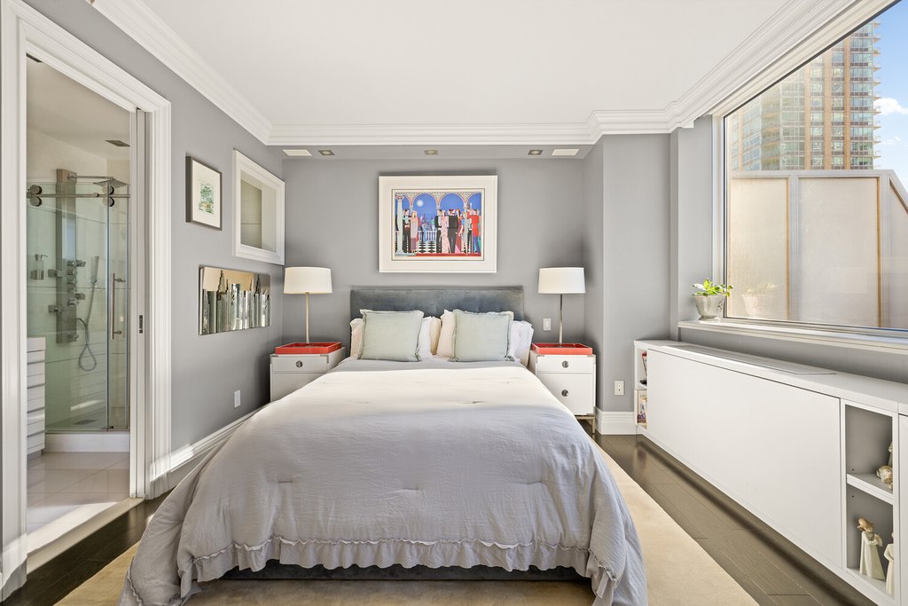 120 Riverside Boulevard, Unit 16M photo 13