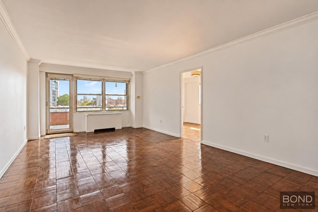 70-20 108th Street, Unit 6K photo 4