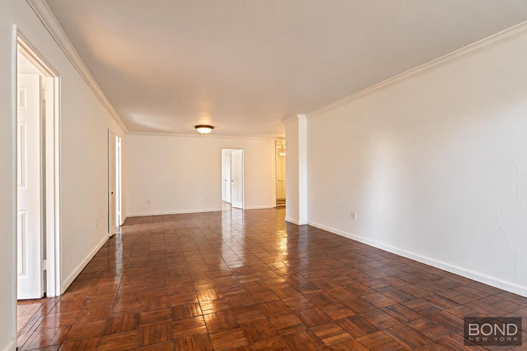 70-20 108th Street, Unit 6K photo 6