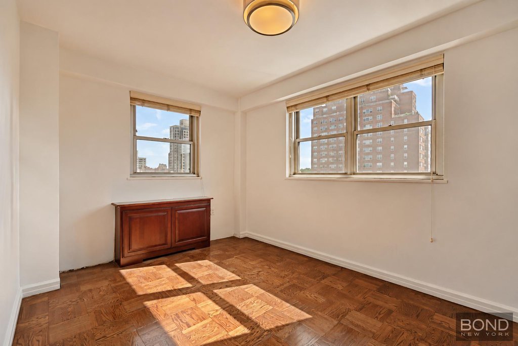 70-20 108th Street, Unit 6K photo 20