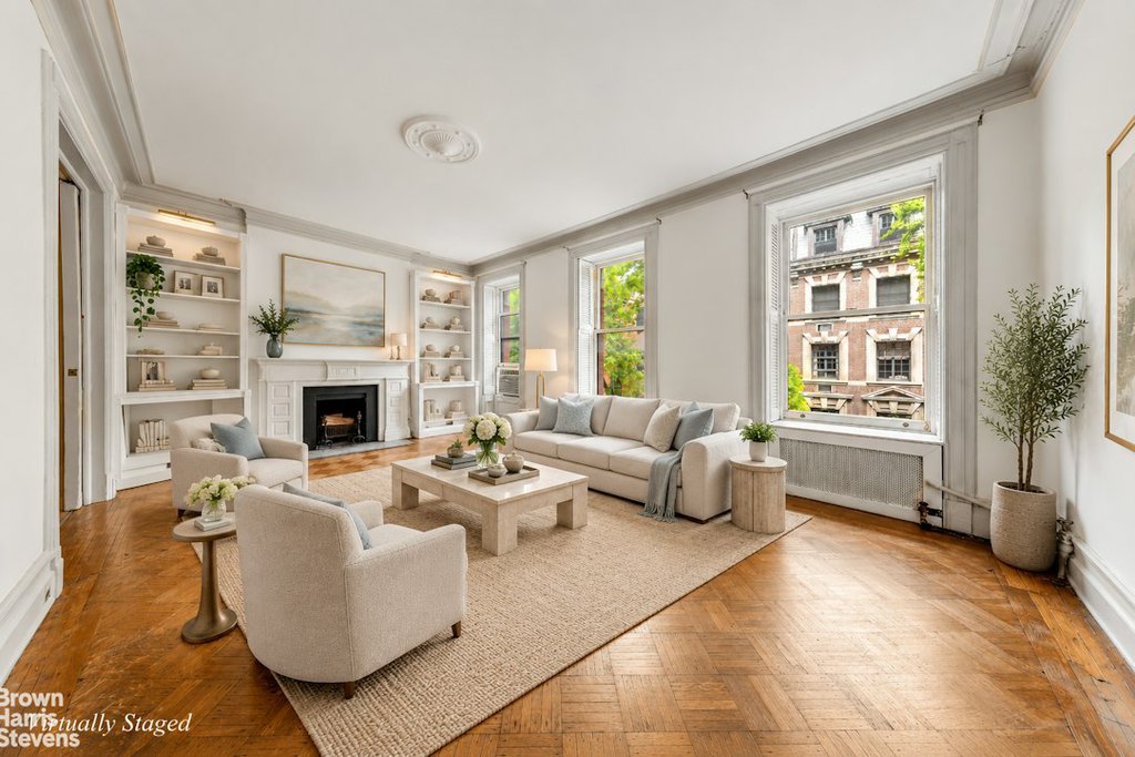 42 West 9th Street, Unit 18