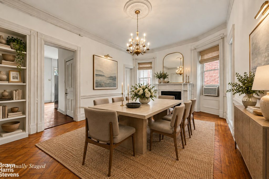42 West 9th Street, Unit 18 photo 3