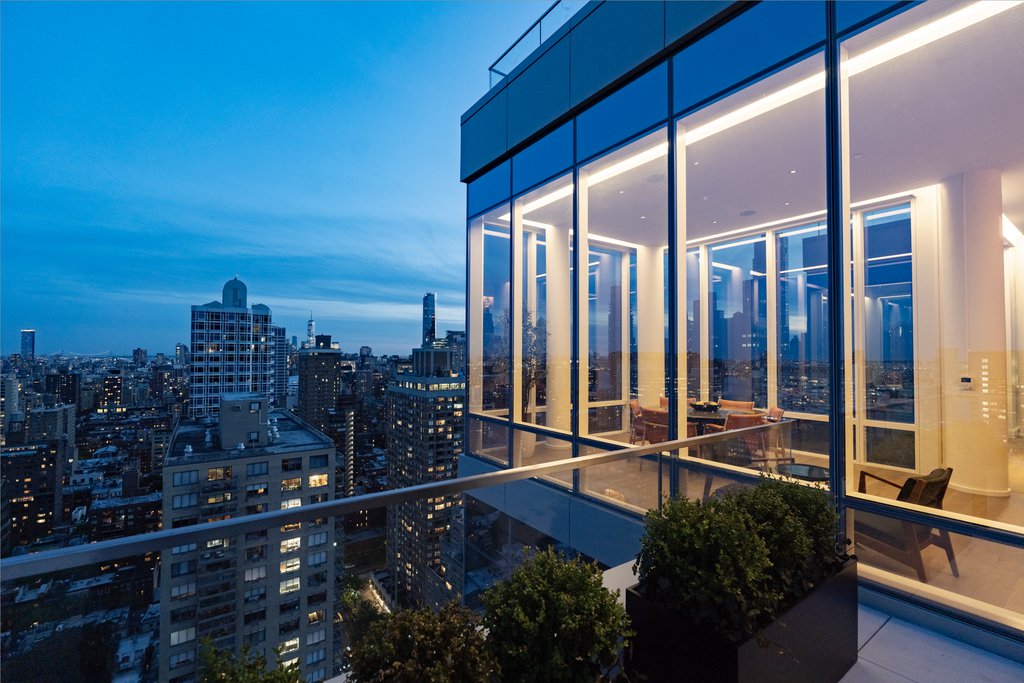 501 Third Avenue, Unit 30A photo 11