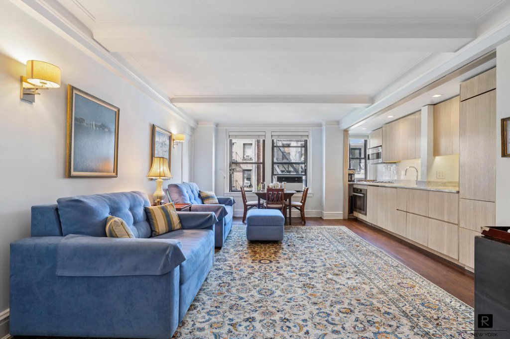 333 East 53rd Street, Unit 5B photo 4