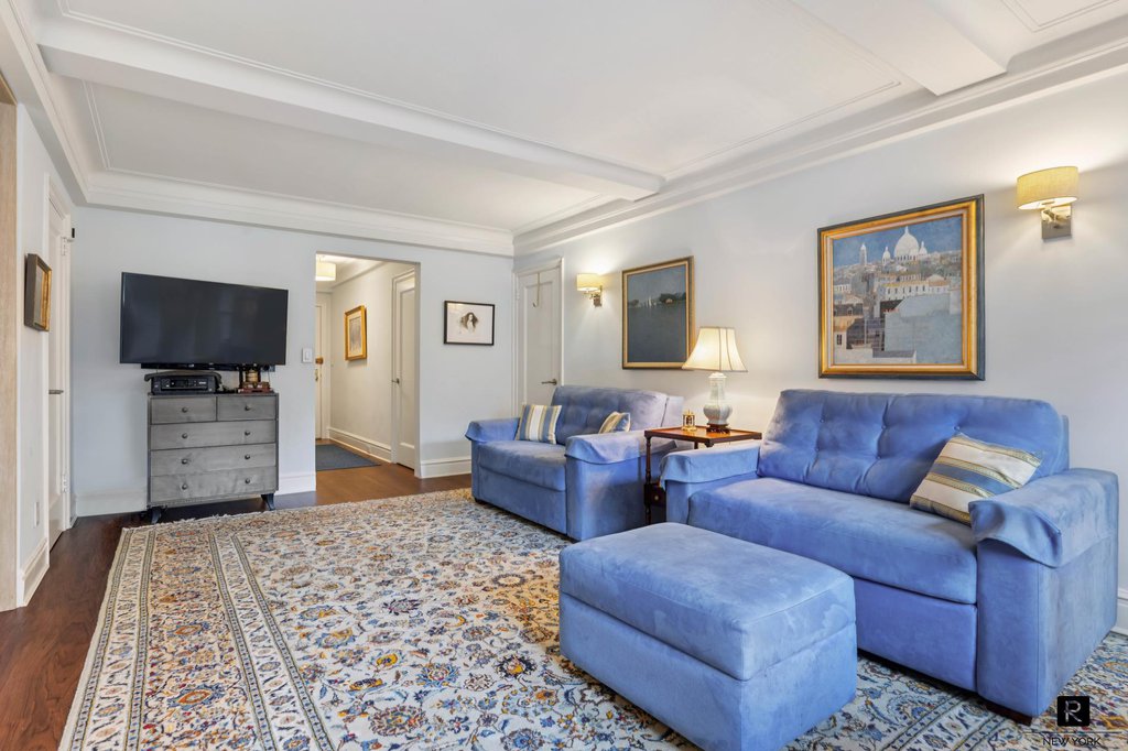 333 East 53rd Street, Unit 5B photo 5