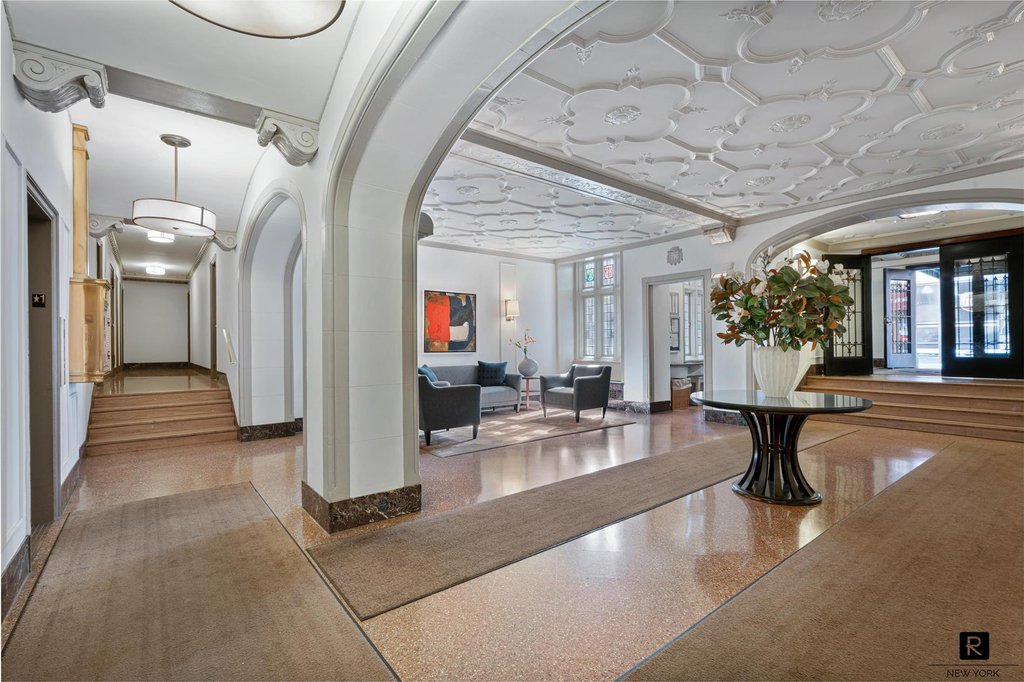333 East 53rd Street, Unit 5B photo 10