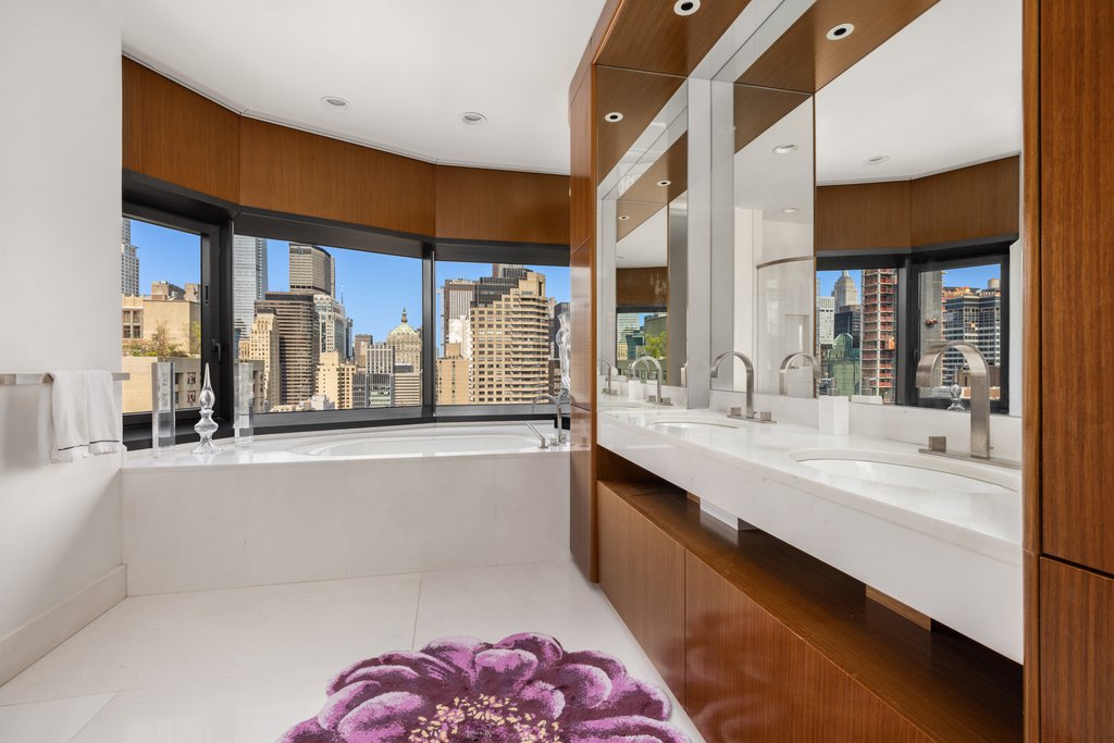 50 United Nations Plaza, Unit 29A photo 8