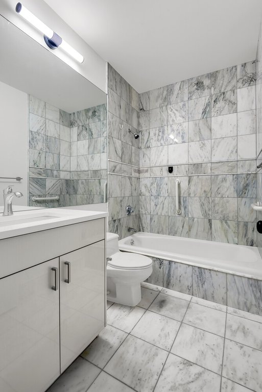 301 West 57th Street, Unit 9G photo 4