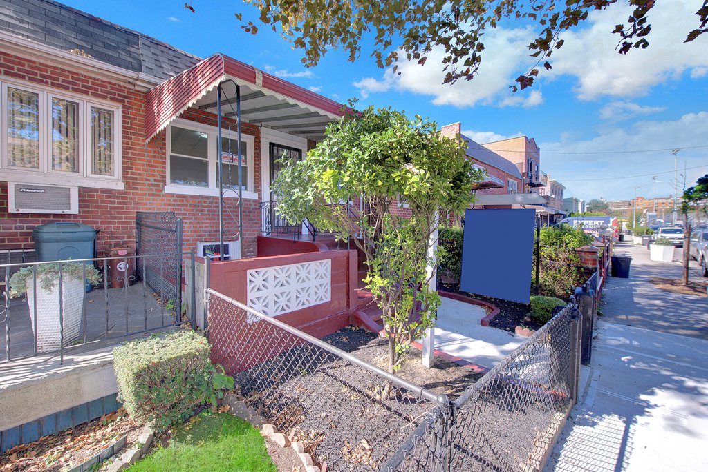 112 East 45th Street – For Sale photo 3