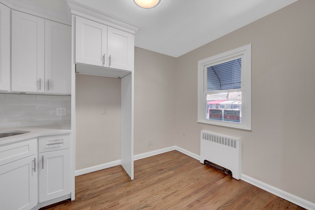 112 East 45th Street – For Sale photo 10
