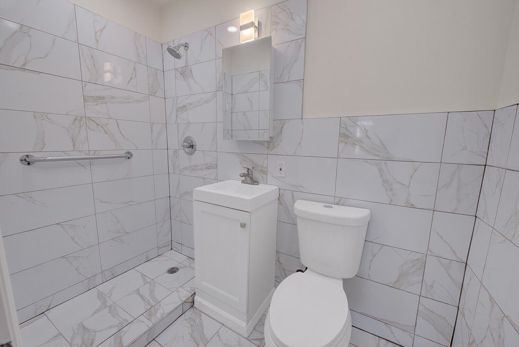 112 East 45th Street – For Sale photo 12