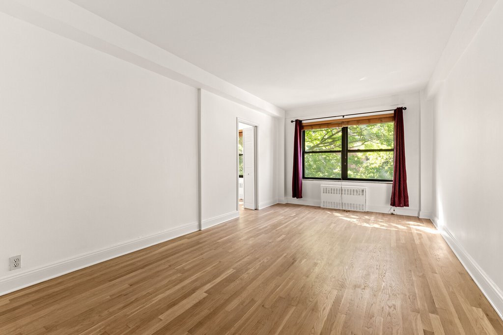 99-40 63rd Road, Unit 1E photo 2