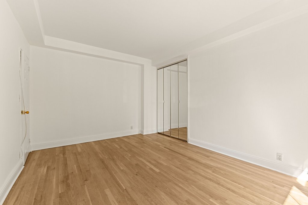 99-40 63rd Road, Unit 1E photo 9