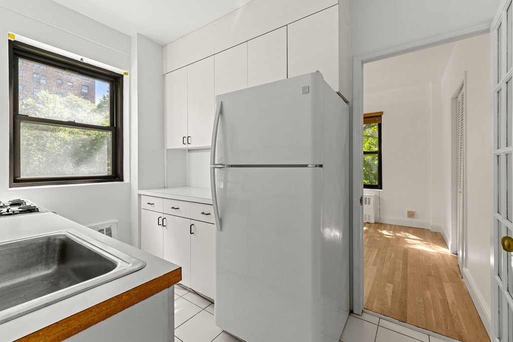 99-40 63rd Road, Unit 1E photo 13