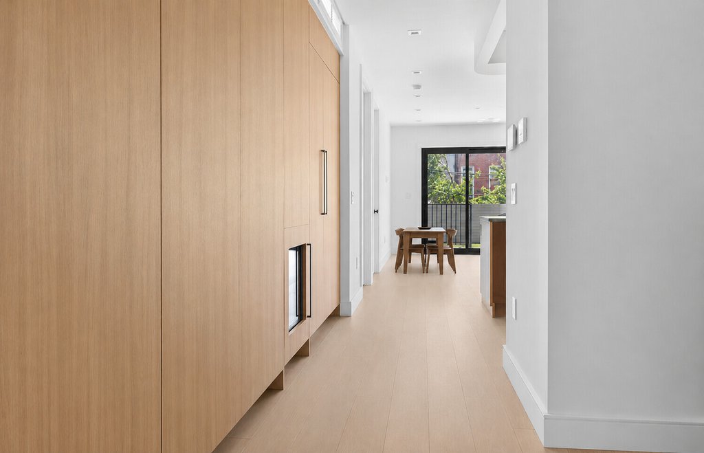 386 Kosciuszko Street, Unit 1B photo 3