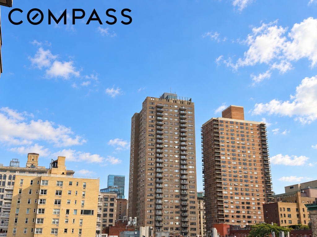 20 East 9th Street, Unit 8E photo 7