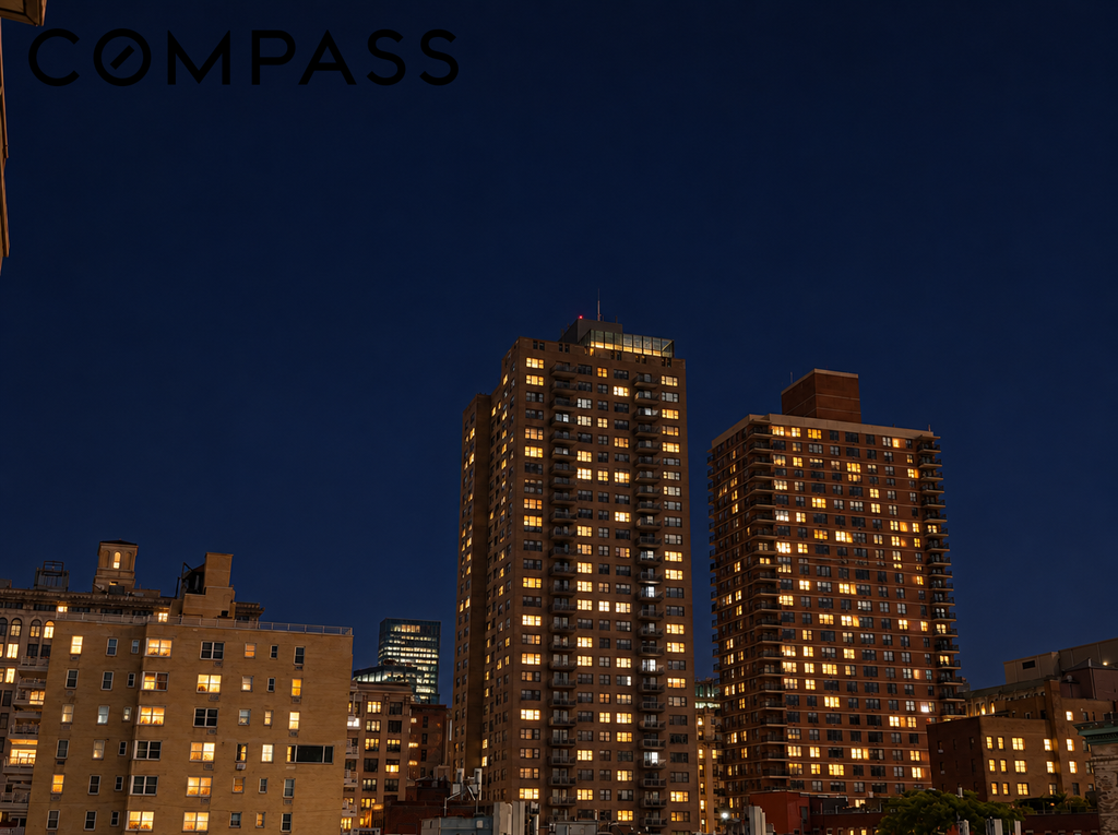 20 East 9th Street, Unit 8E photo 8