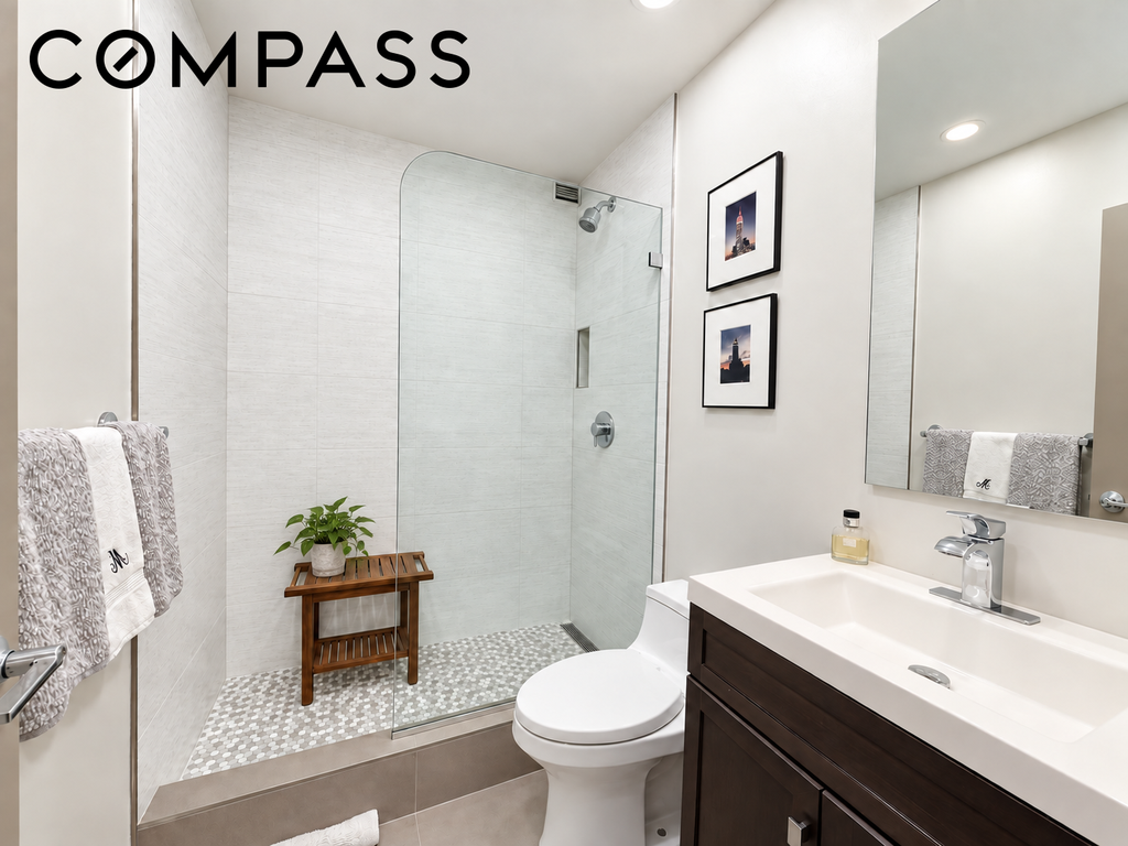 20 East 9th Street, Unit 8E photo 11