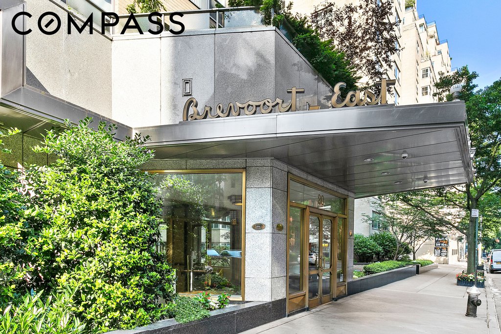 20 East 9th Street, Unit 8E photo 23
