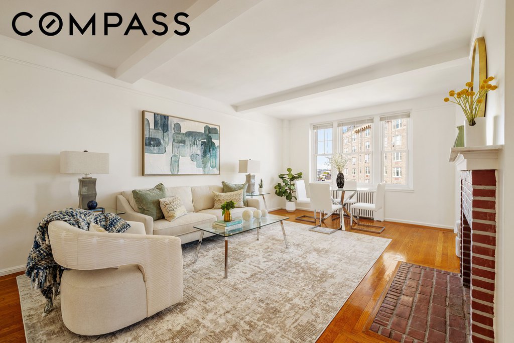 302 West 12th Street, Unit 14C