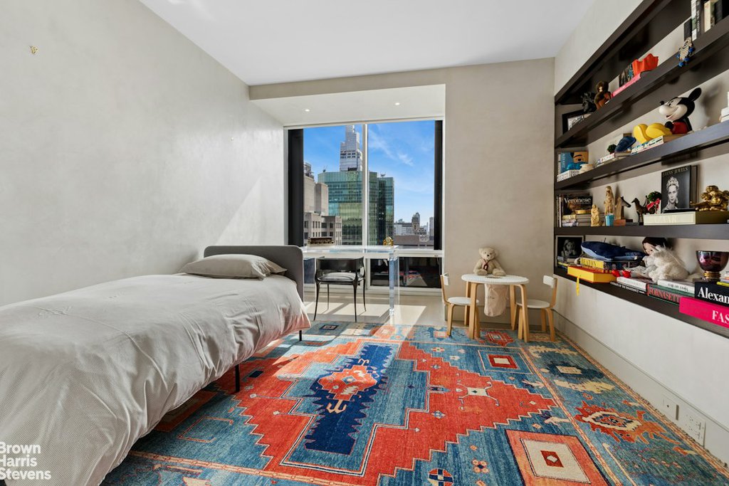 641 Fifth Avenue, Unit 42G photo 10
