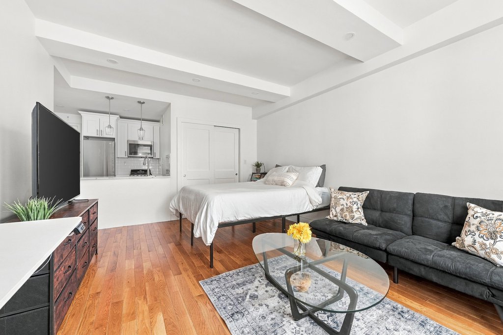 235 West 102nd Street, Unit 3V photo 4
