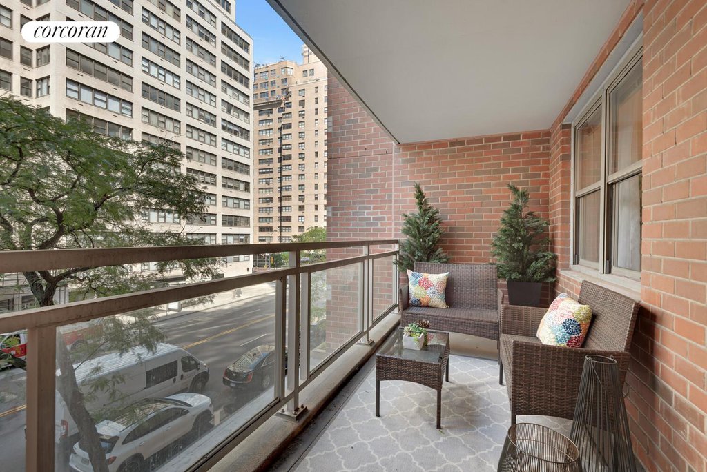 360 East 72nd Street, Unit A307 photo 3