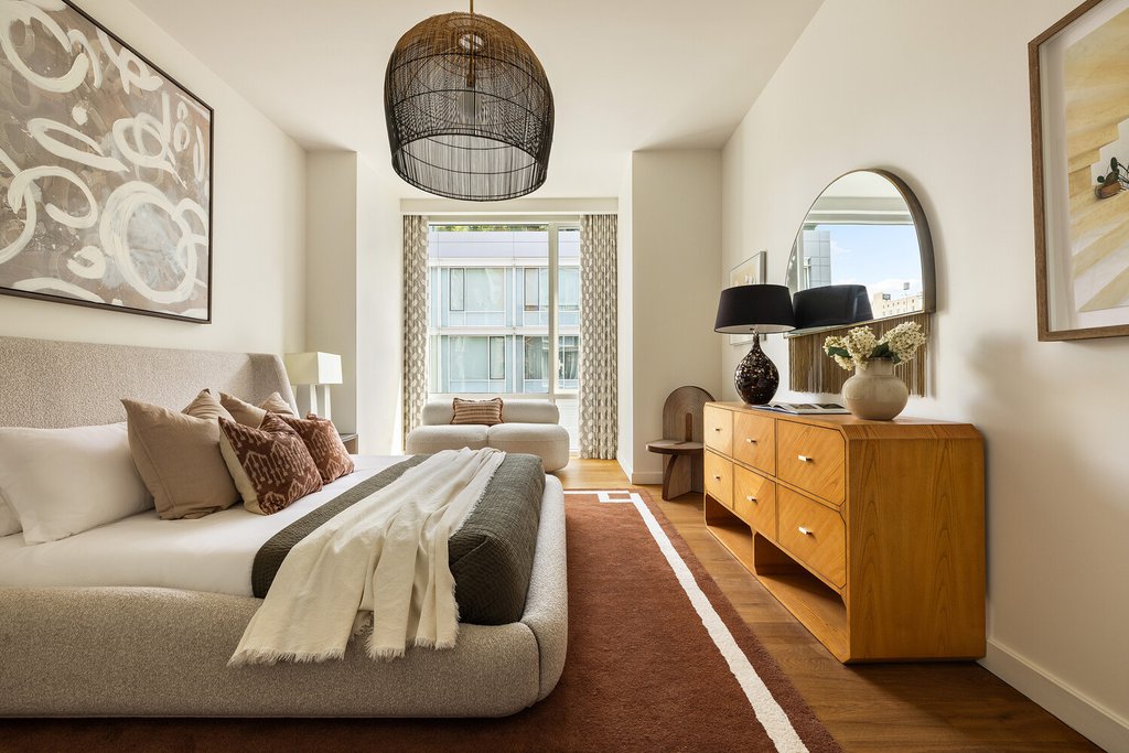 311 West Broadway, Unit 6A photo 3
