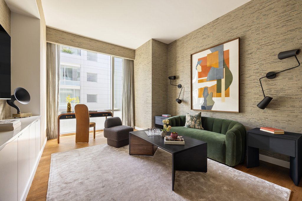 311 West Broadway, Unit 6A photo 5