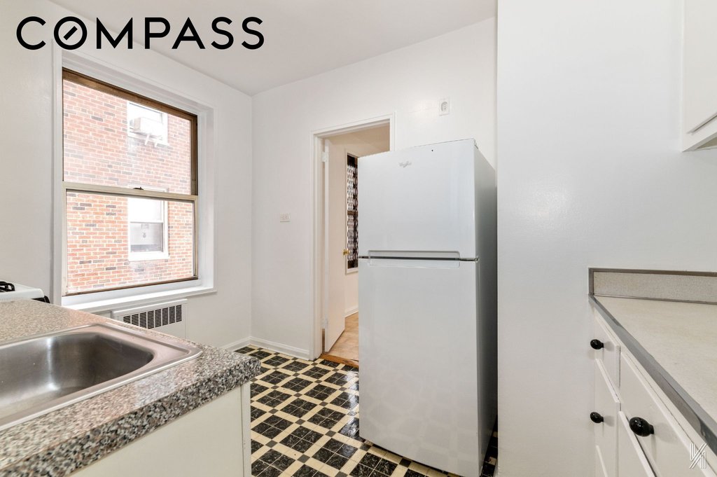 79-10 34th Avenue, Unit 4U photo 16