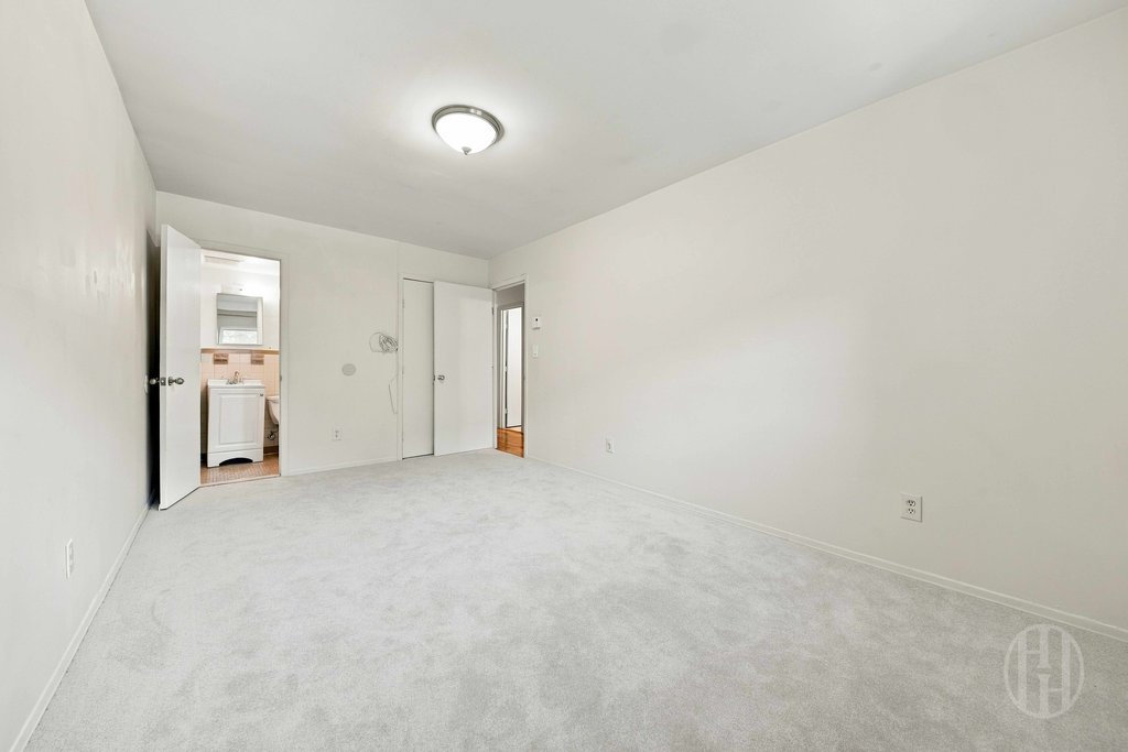 140-48 34th Avenue, Unit 3 photo 10