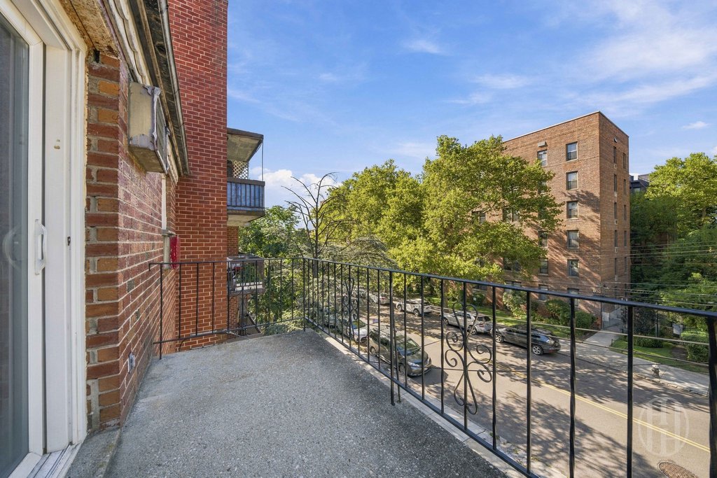 140-48 34th Avenue, Unit 3 photo 19