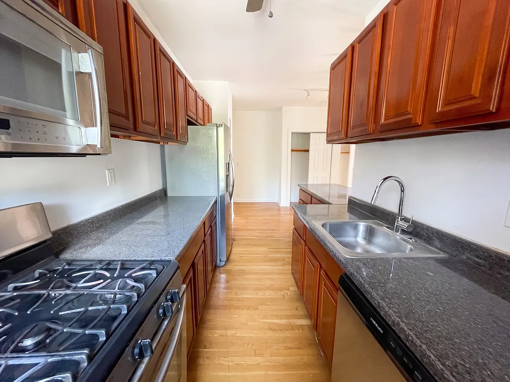 305 Ocean Avenue, Unit B55 photo 11
