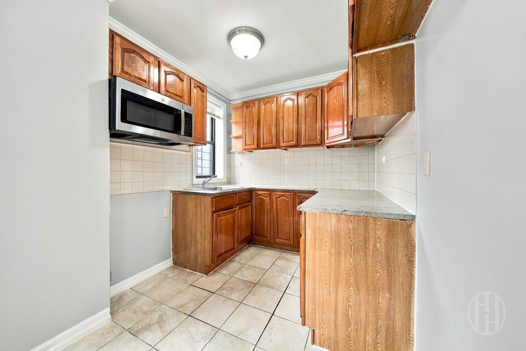 51-25 Van Kleeck Street, Unit 4C photo 10