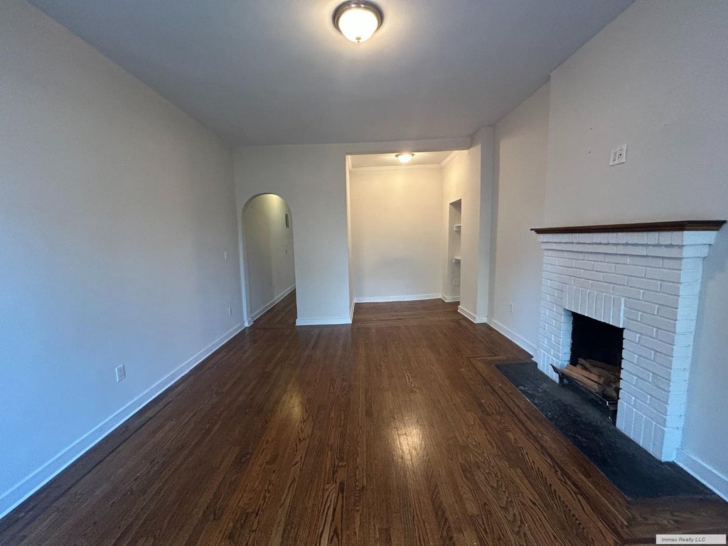 161 West 10th Street, Unit 4C photo 4