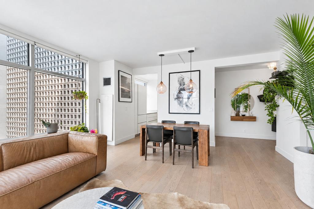 250 East 54th Street, Unit 21A photo 2