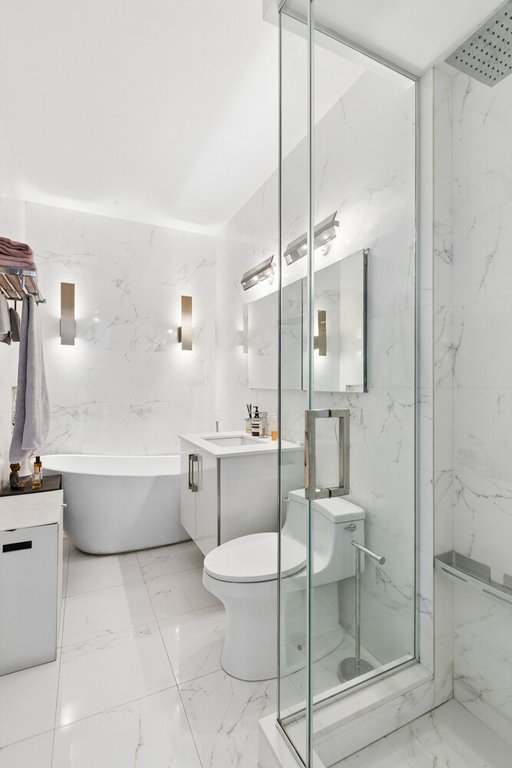 250 East 54th Street, Unit 21A photo 5