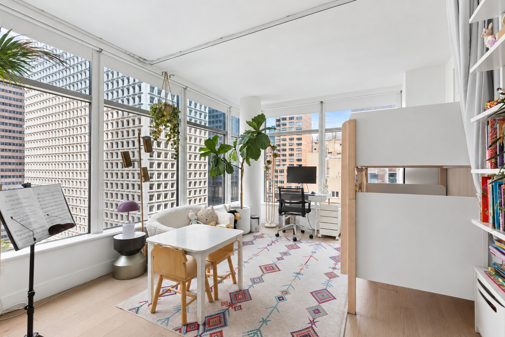 250 East 54th Street, Unit 21A photo 6