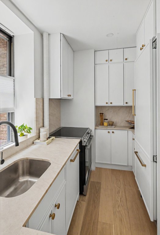 119 West 71st Street, Unit 2B photo 6