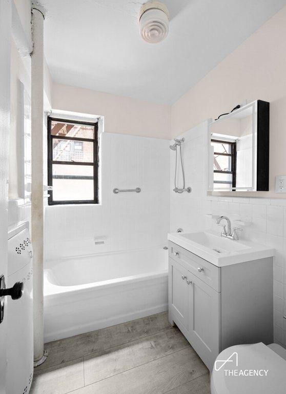35-40 82nd Street, Unit 2G photo 5