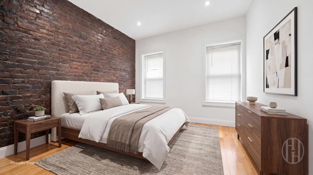 596 Third Avenue, Unit 3 photo 3