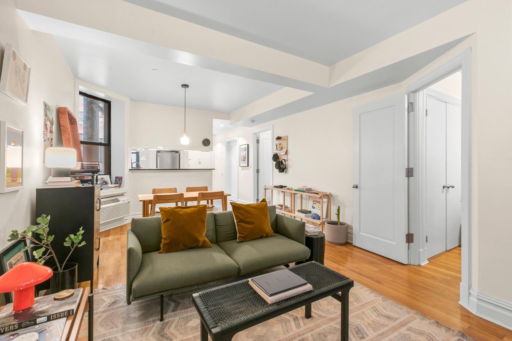 157 Ludlow Street, Unit 2R photo 3