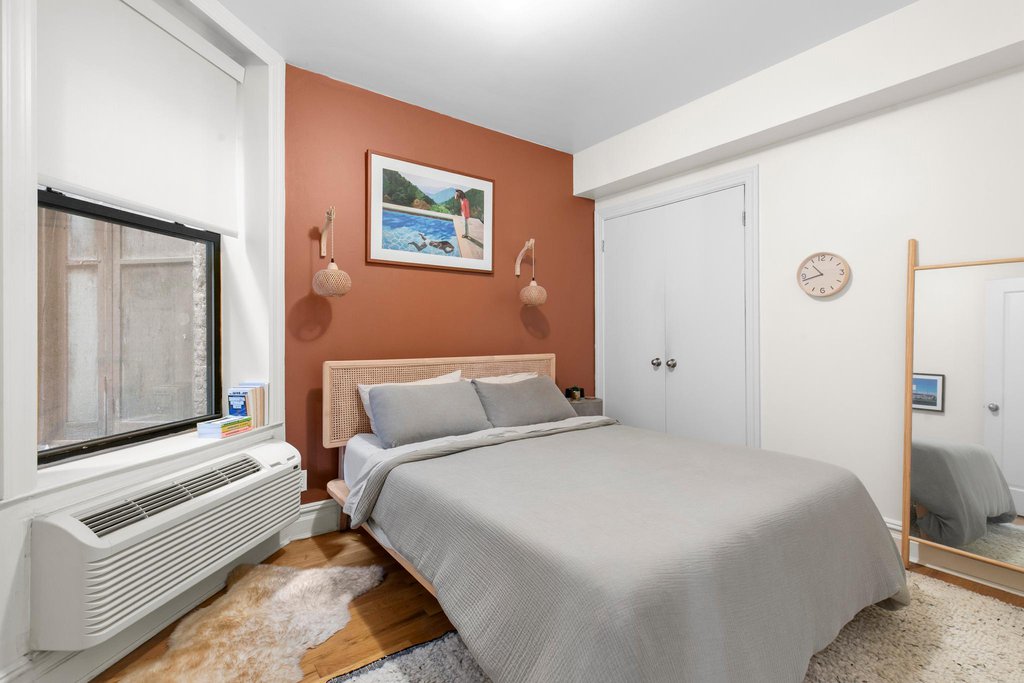 157 Ludlow Street, Unit 2R photo 4