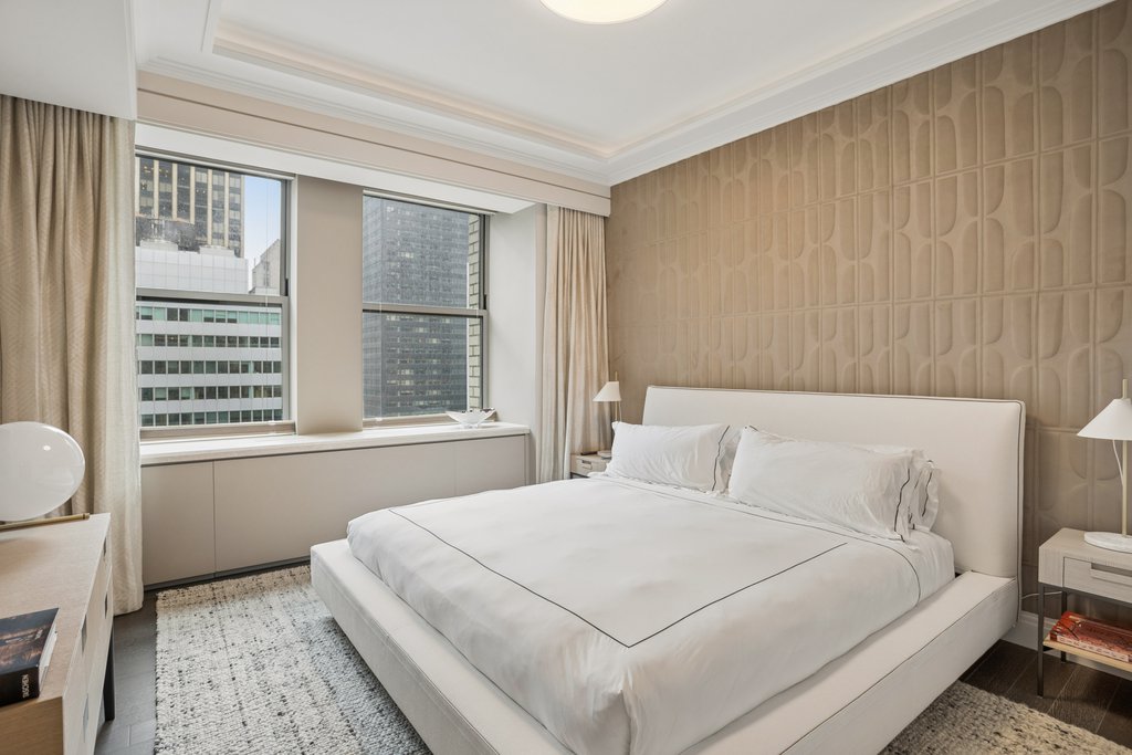 303 Park Avenue, Unit 2904 photo 6