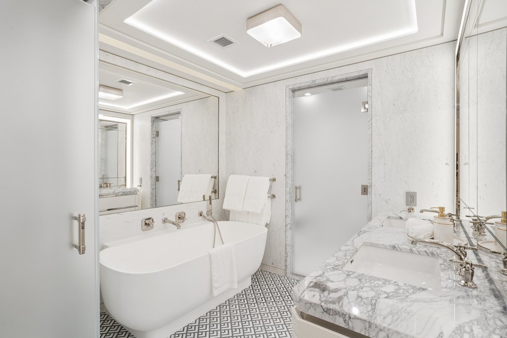 303 Park Avenue, Unit 2904 photo 8