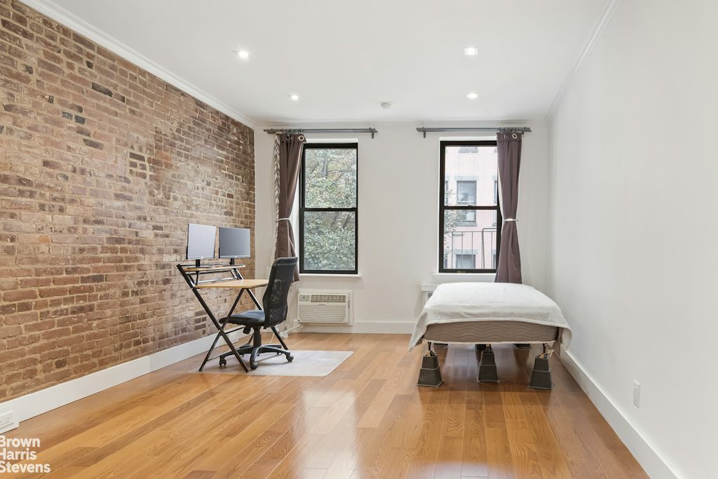223 East 78th Street, Unit 4C photo 2