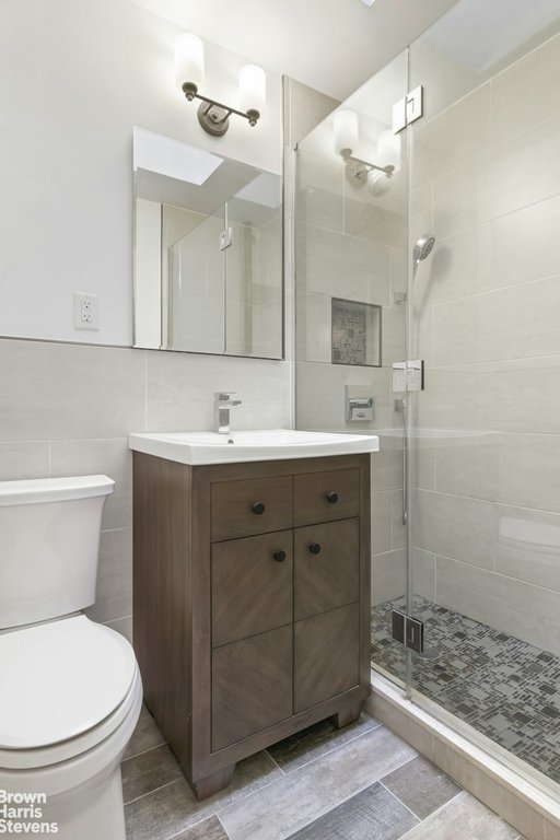 223 East 78th Street, Unit 4C photo 4