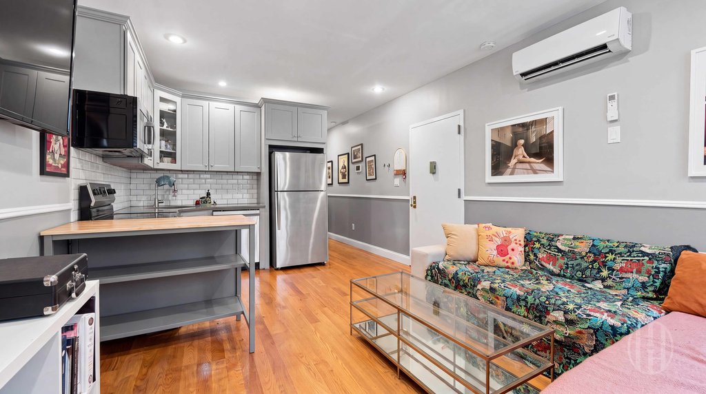 457 Lafayette Avenue, Unit 1 photo 2